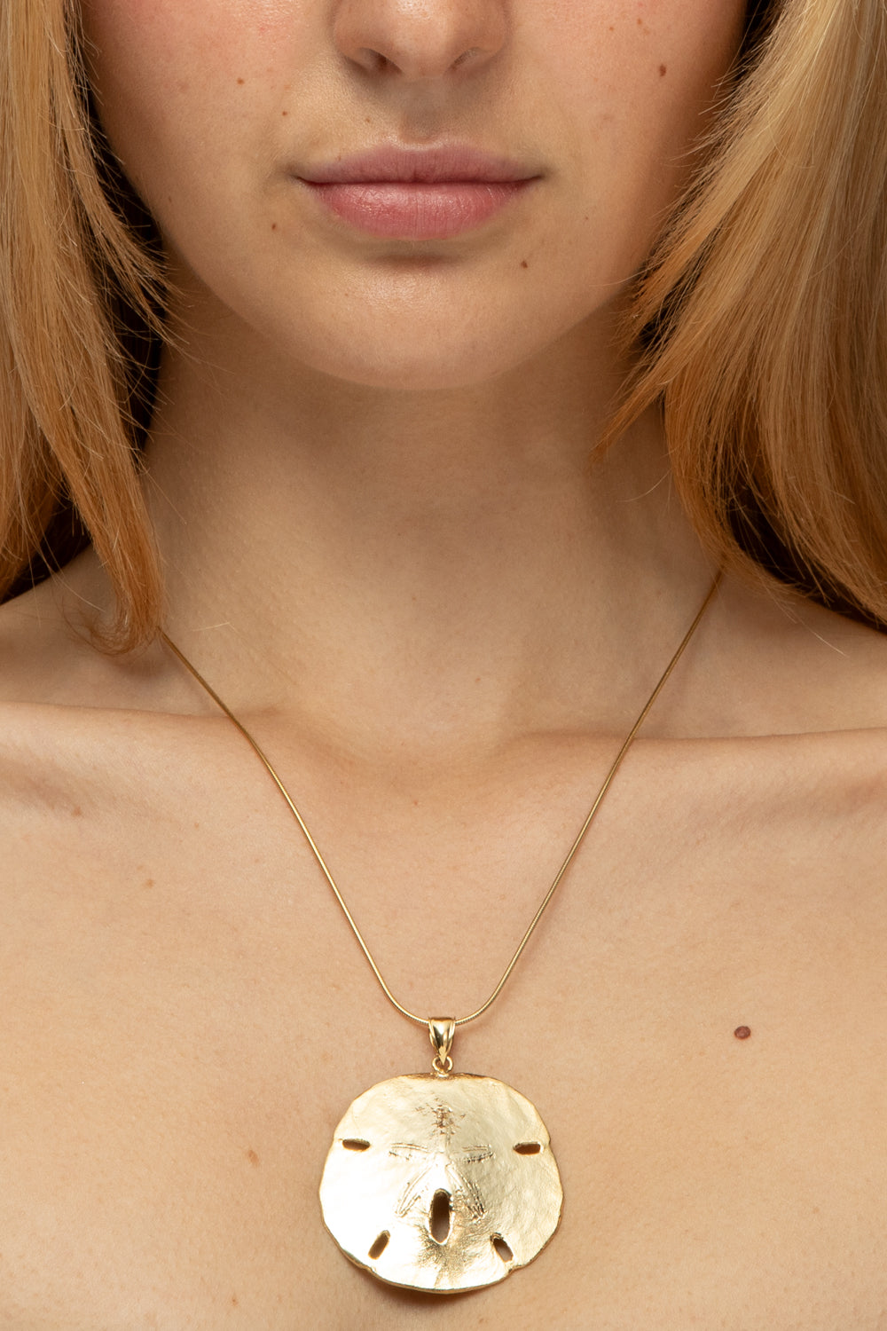 SAND DOLLAR Necklace