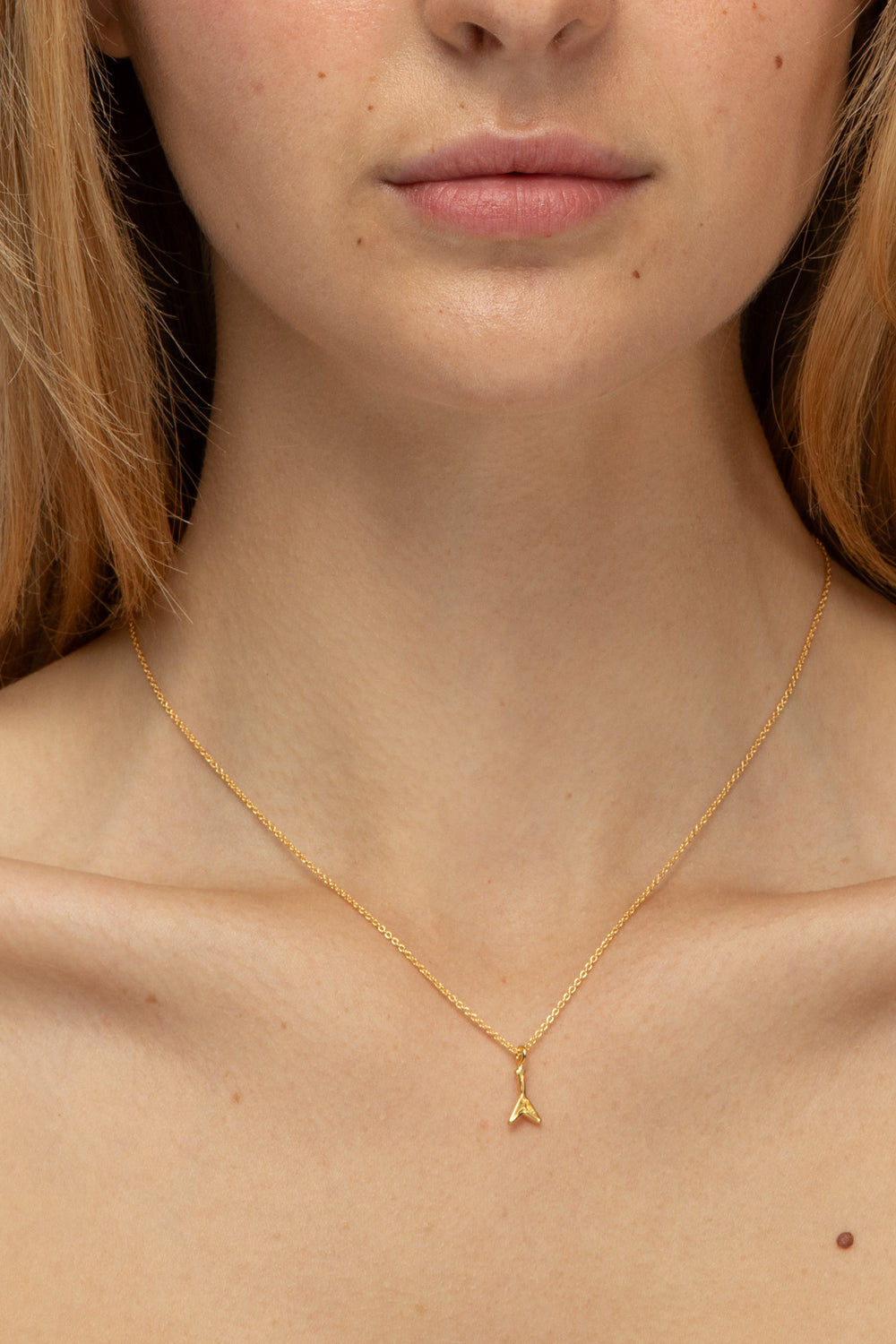 FLYING V Petite Necklace